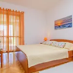 דירה Family-friendly With Swimming Pool Okrug Gornji, Ciovo - 18827