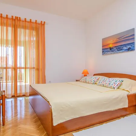 Apartment Family Friendly With A Swimming Pool Okrug Gornji, Ciovo - 18827